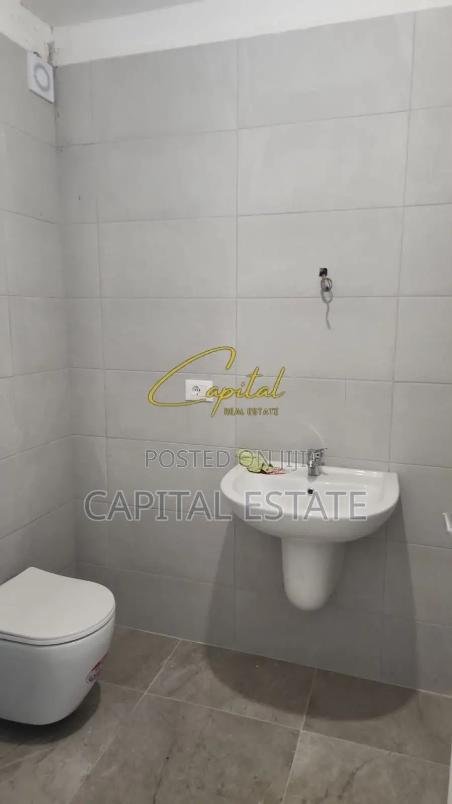 AMBIENT BIZNESI ME QIRA 97 M2 MYSLYM SHYRI 1.300 EURO