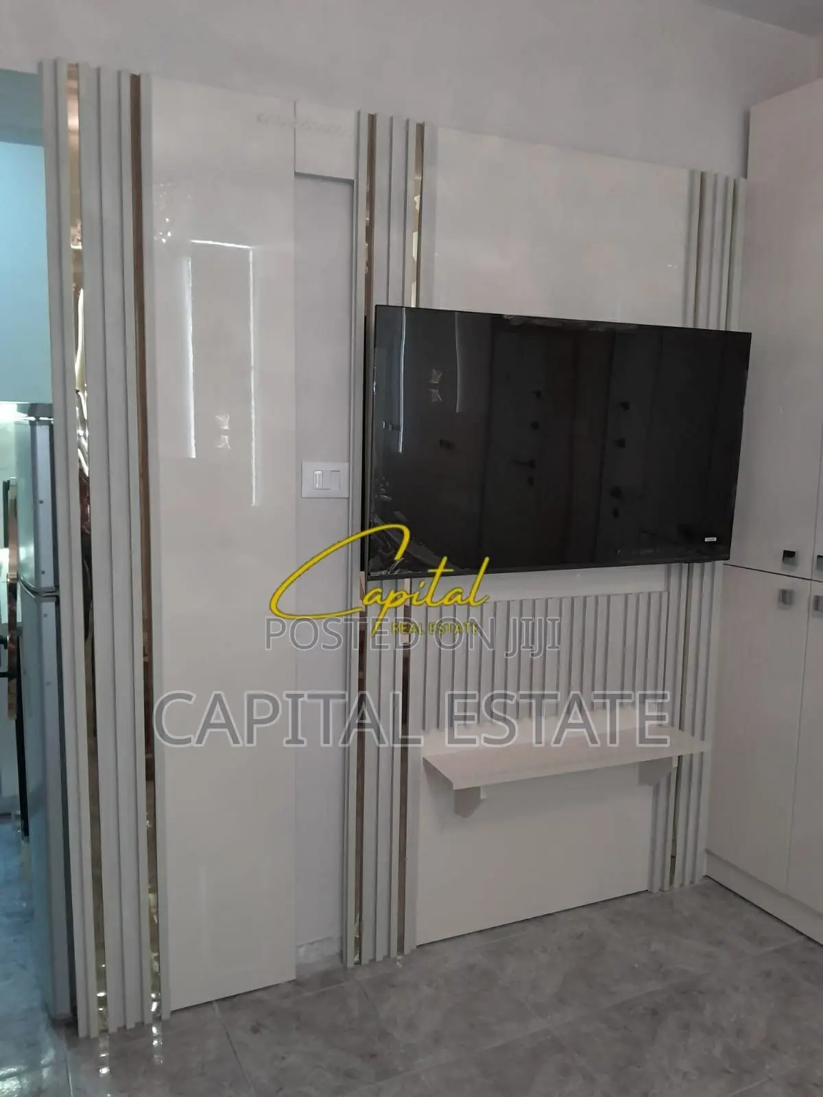 GARSONIERE ME QIRA 45 M2 QENDER 600 EURO