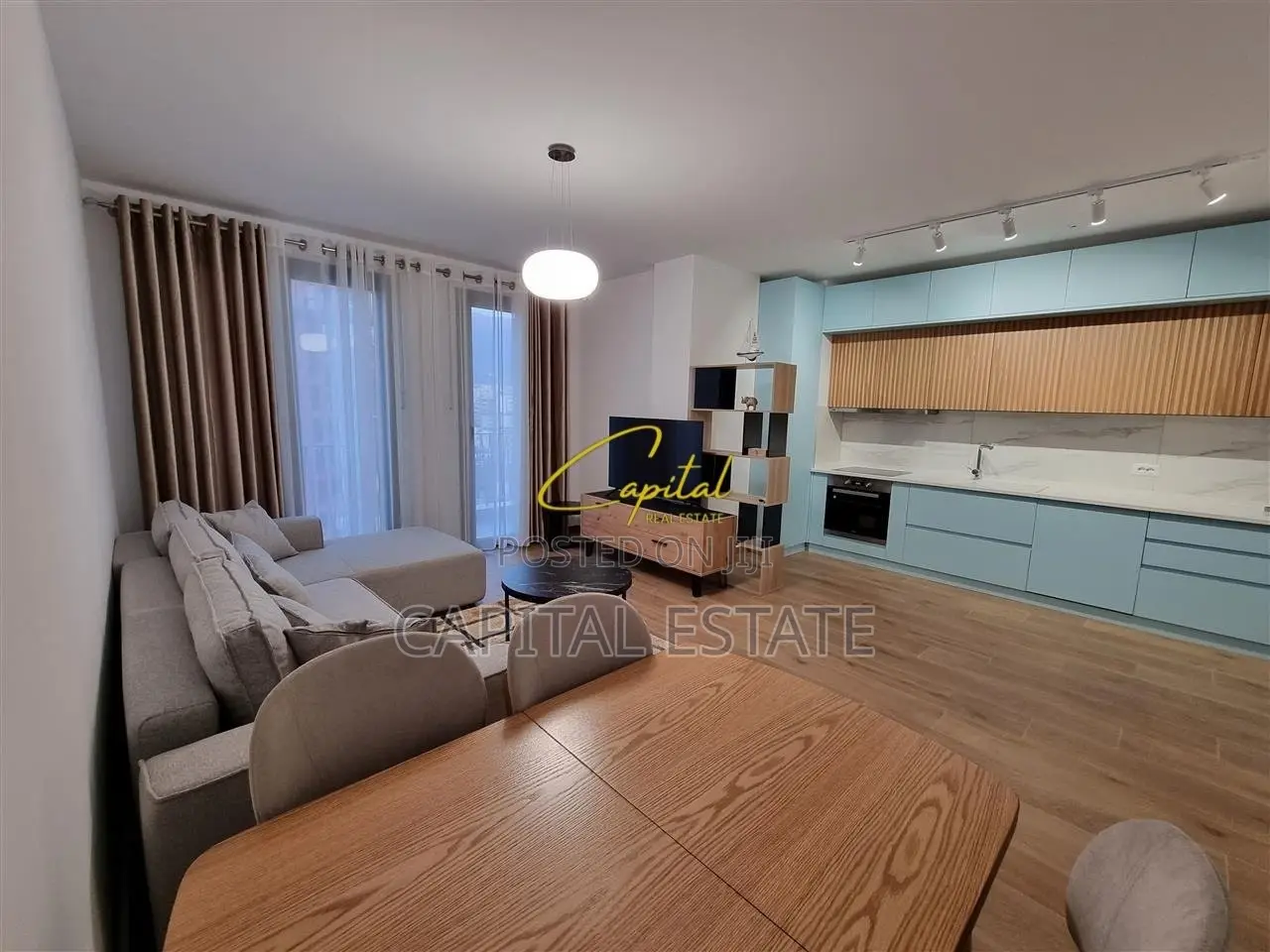 APARTAMENT ME QIRA 2+1 RRUGA KONGRESI I MANSTIRIT 75.000 LEKE
