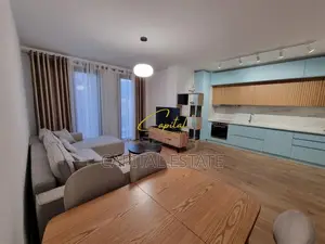 APARTAMENT ME QIRA 2+1 RRUGA KONGRESI I MANSTIRIT 75.000 LEKE