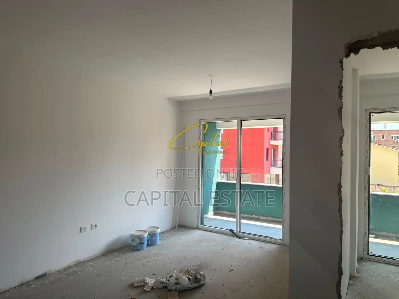 SHITET APARTAMENT 2+1+2 XHAMLLIKU 190.000 EURO