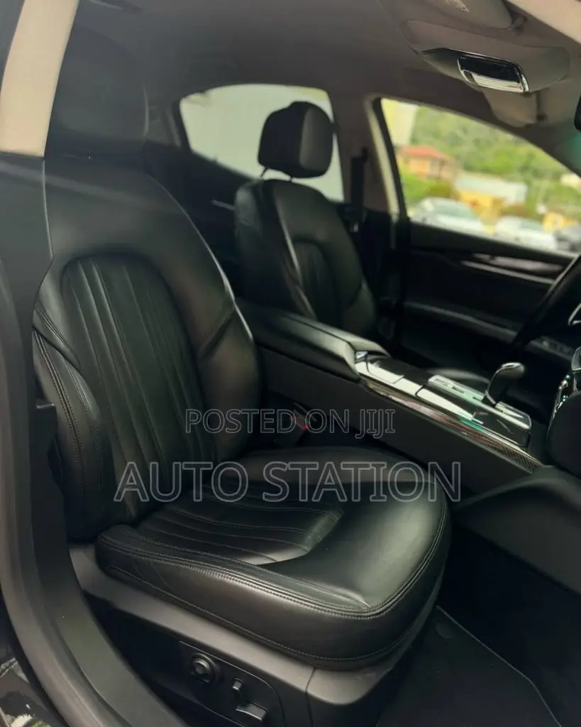 Maserati Ghibli SQ4