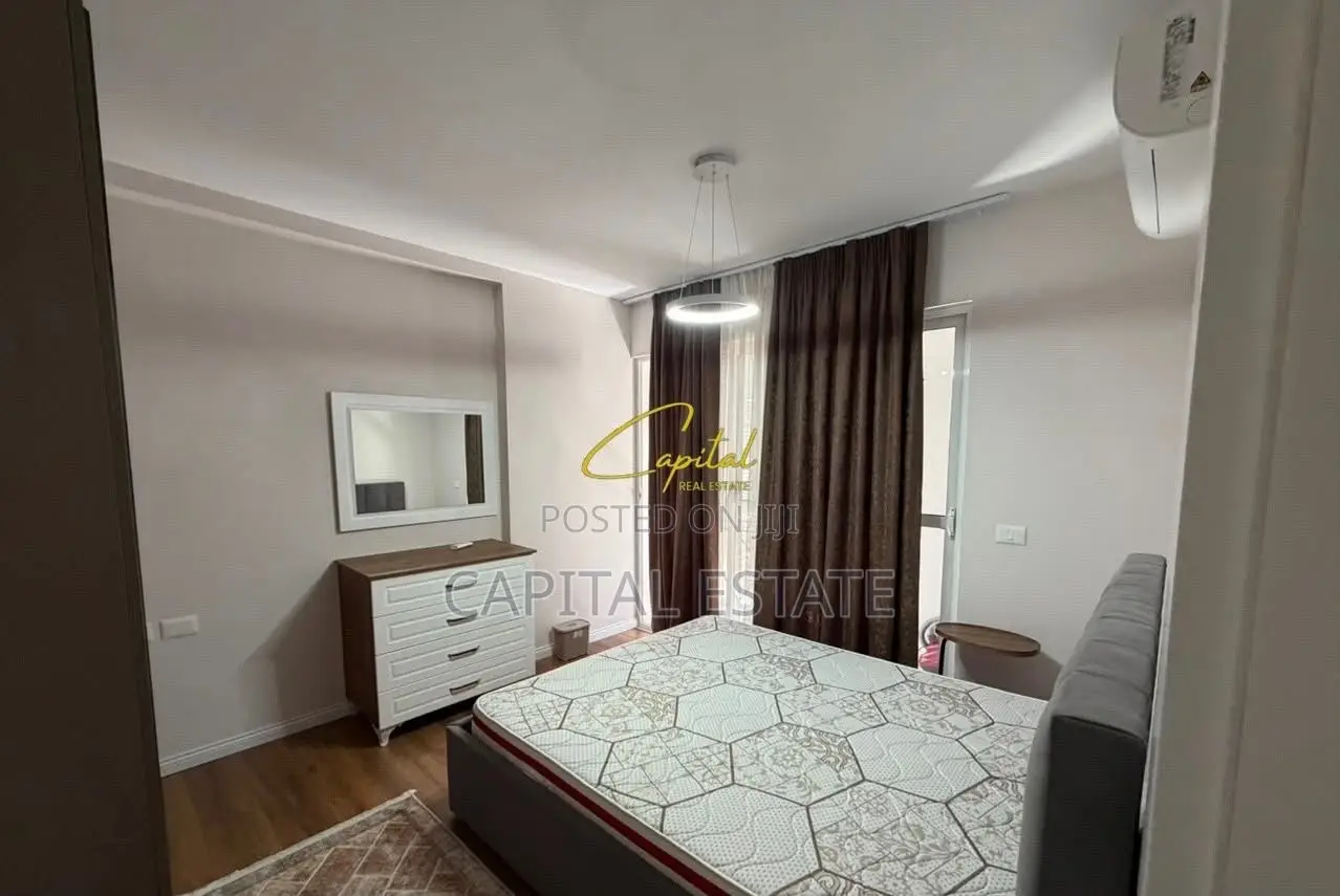 APARTAMENT ME QIRA 2+1 RRUGA E BARRIKADAVE 750 EURO