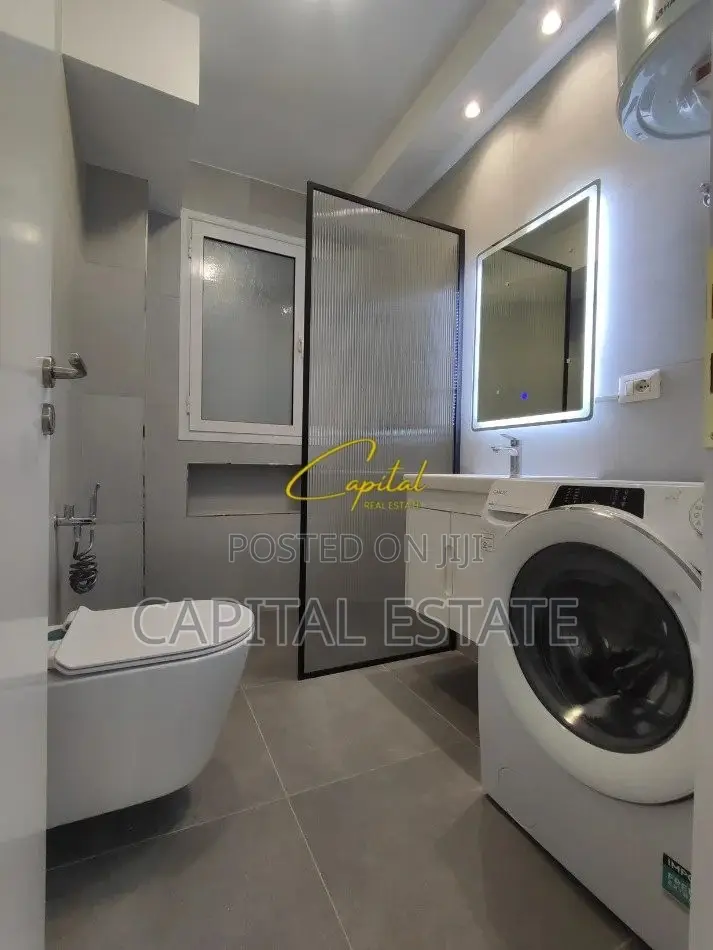 APARTAMENT ME QIRA 2+1 RRUGA FORTUZI 800 EURO