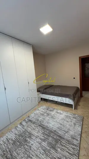 APARTAMENT ME QIRA 2+1 21 DHJETORI 850 EURO
