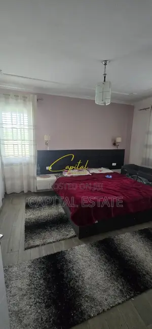 VILE PRIVATE ME QIRA 180 M2 BALDUSHK 1.500 EURO