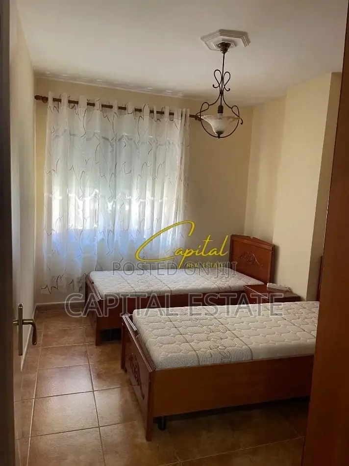 SHITET APARTAMENT 3+1 ISH BLLOKU 365.000 EURO