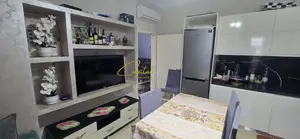 VILE PRIVATE ME QIRA 180 M2 BALDUSHK 1.500 EURO