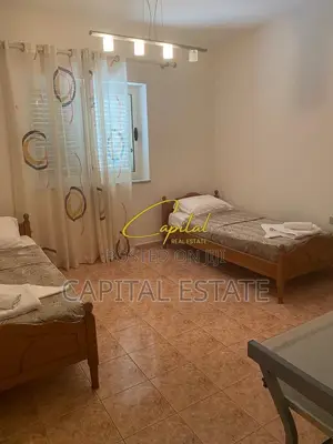 APARTAMENT ME QIRA 3+1+2 RRUGA E ELBASANIT 80.000 LEKE