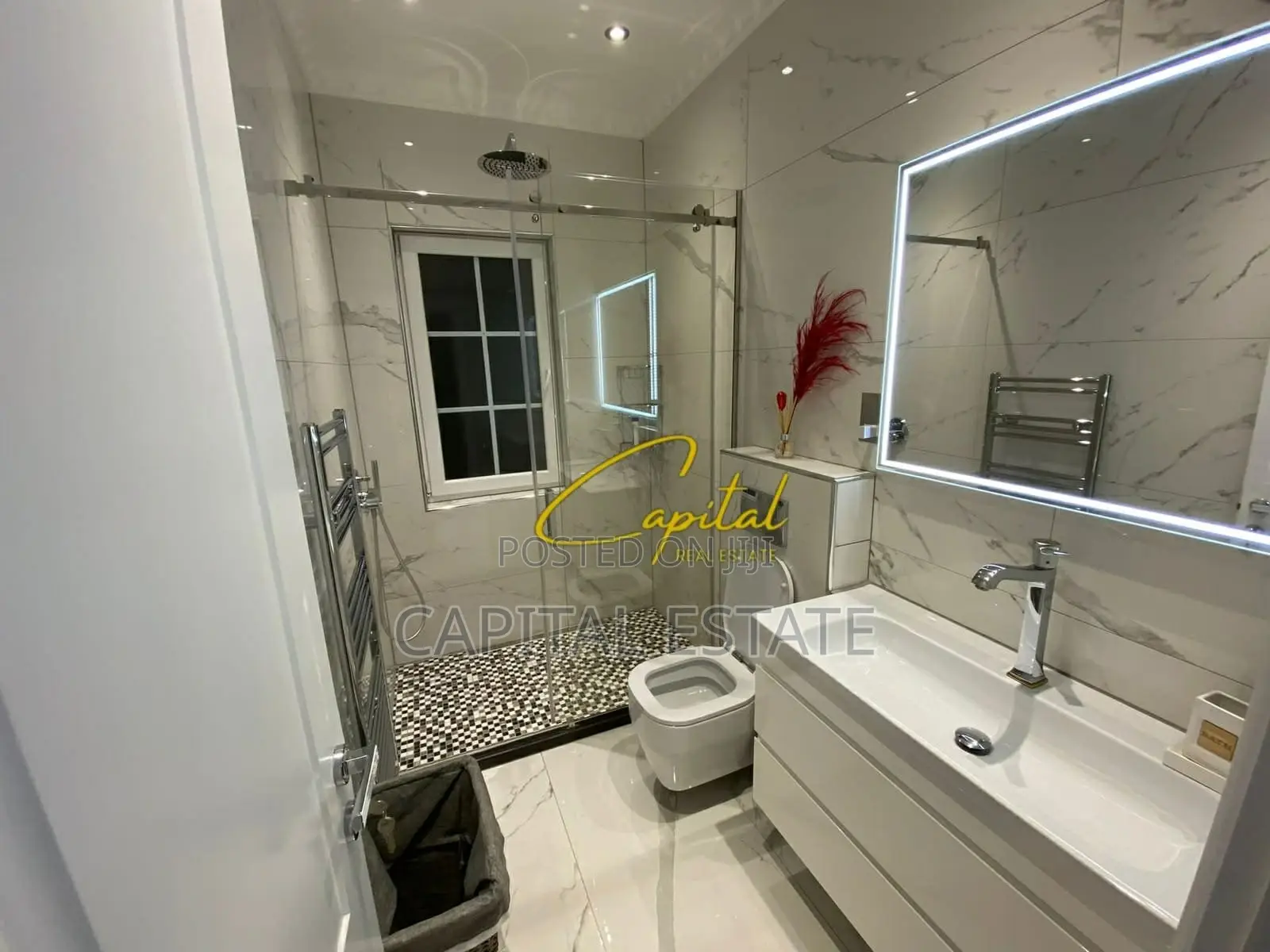 APARTAMENT ME QIRA 2+1 ALLIAS 450 EURO
