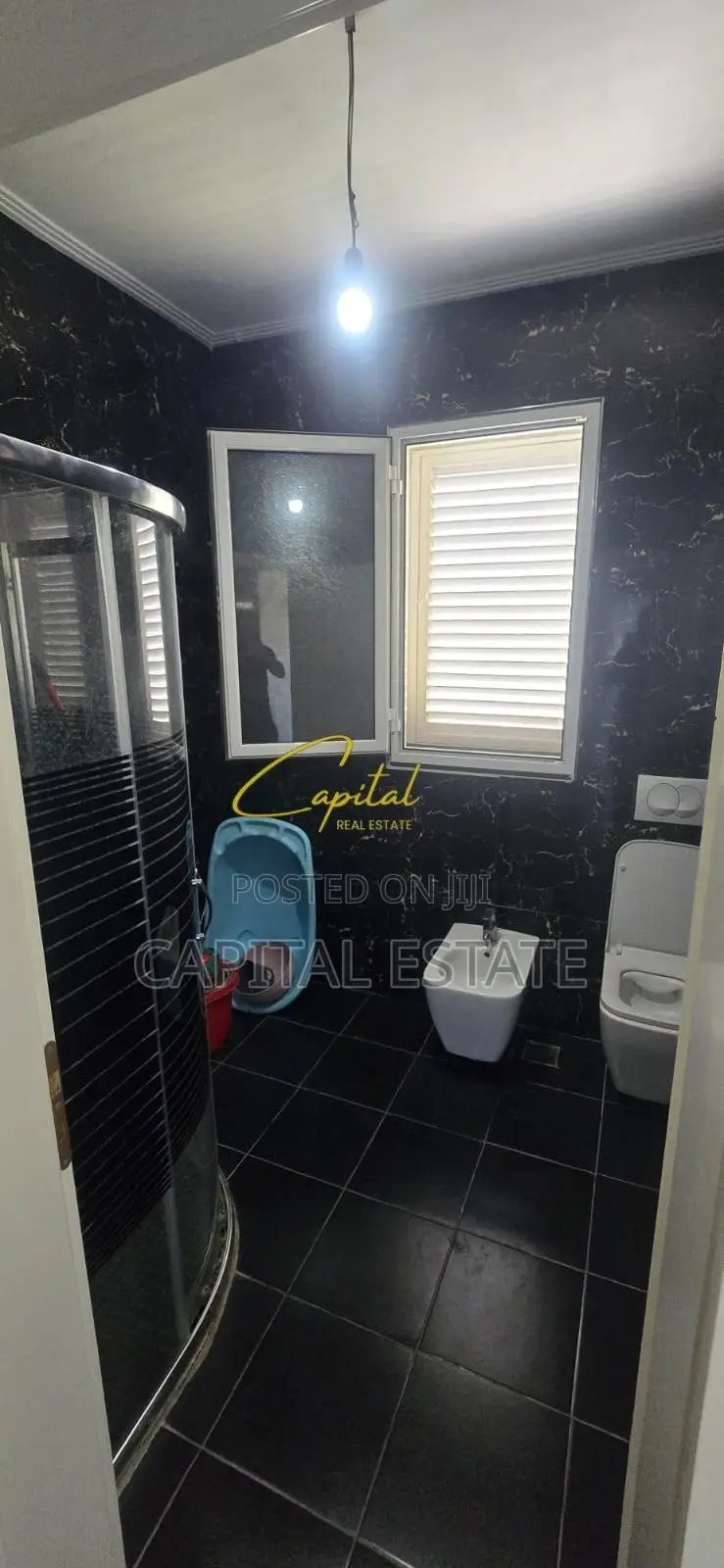 VILE PRIVATE ME QIRA 180 M2 BALDUSHK 1.500 EURO