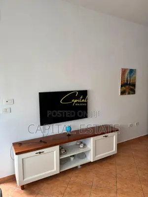 APARTAMENT ME QIRA 1+1 KOMUNA E PARISIT 550 EURO