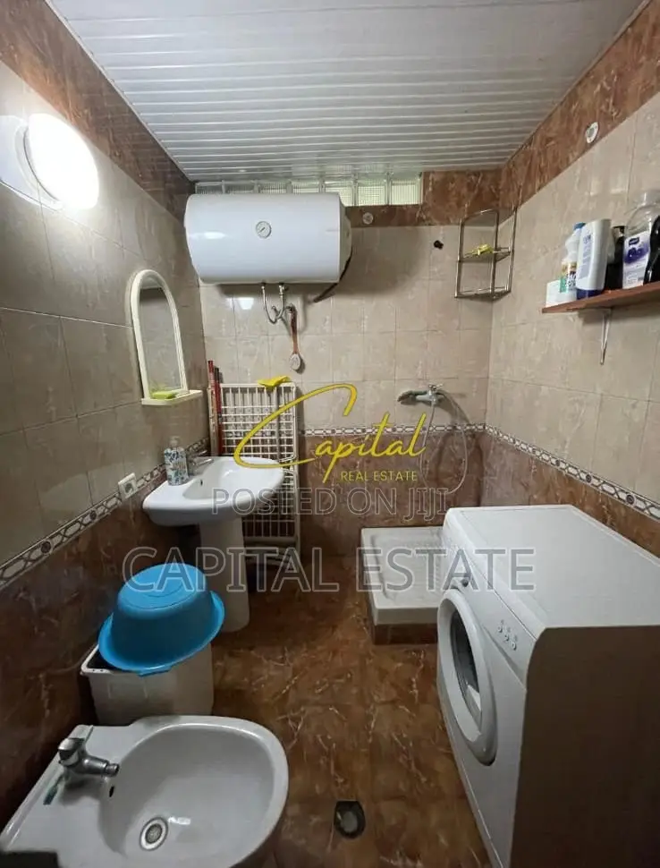APARTAMENT ME QIRA 1+1 MYSLYM SHYRI 50.000 LEKE