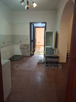 SHITET APARTAMENT 4+1+2 RRUGA E KAVAJES 245.000 EURO