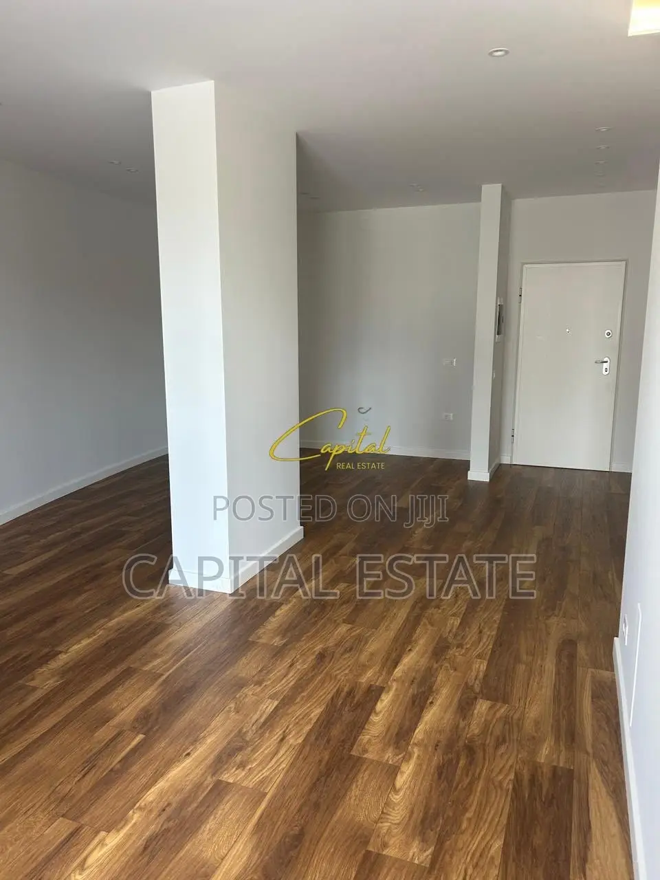 AMBIENT BIZNESI ME QIRA 116 M2 KOMUNA E PARISIT 1.700 EURO