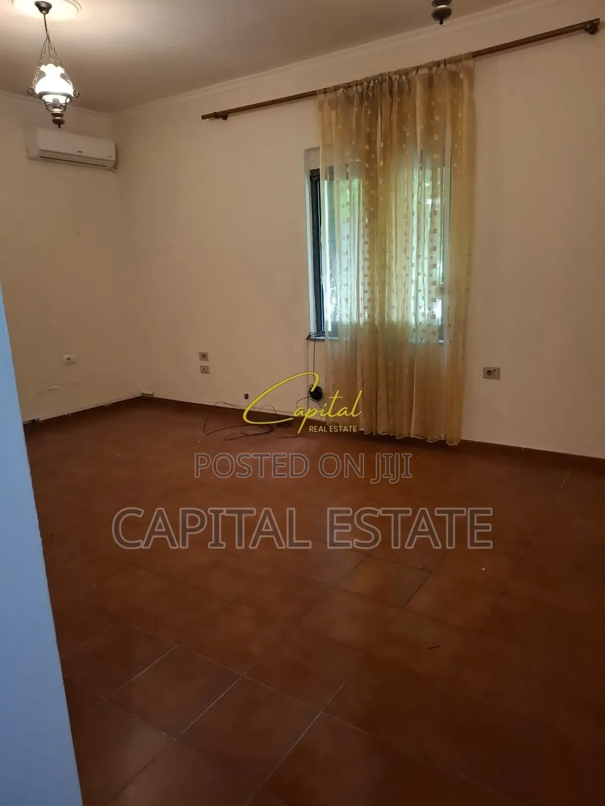 SHITET APARTAMENT 4+1+2 RRUGA E KAVAJES 245.000 EURO