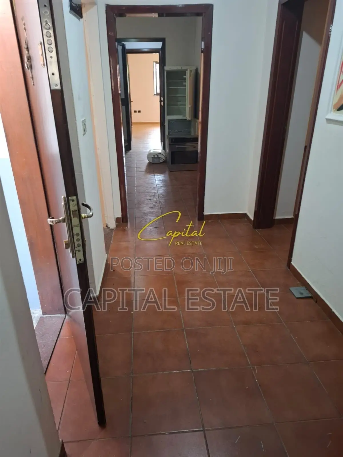 SHITET APARTAMENT 4+1+2 RRUGA E KAVAJES 245.000 EURO