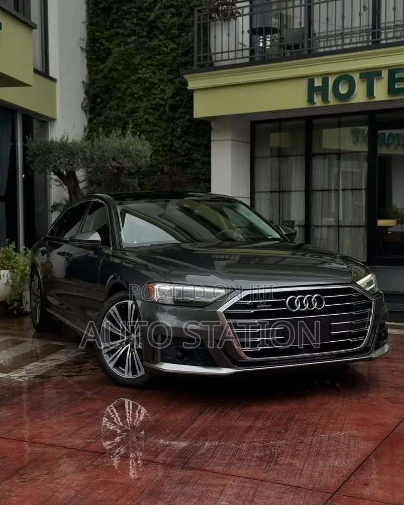 AUDI A8L
