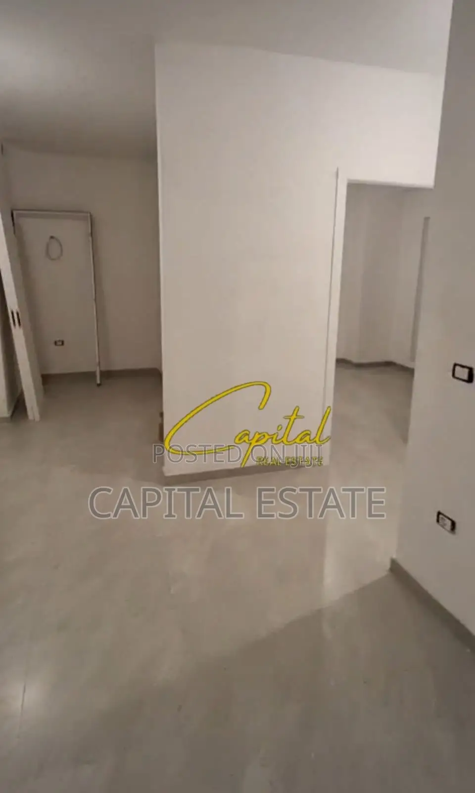 ZYRE ME QIRA 94 M2 KOMPLEKSI AURA 790 EURO