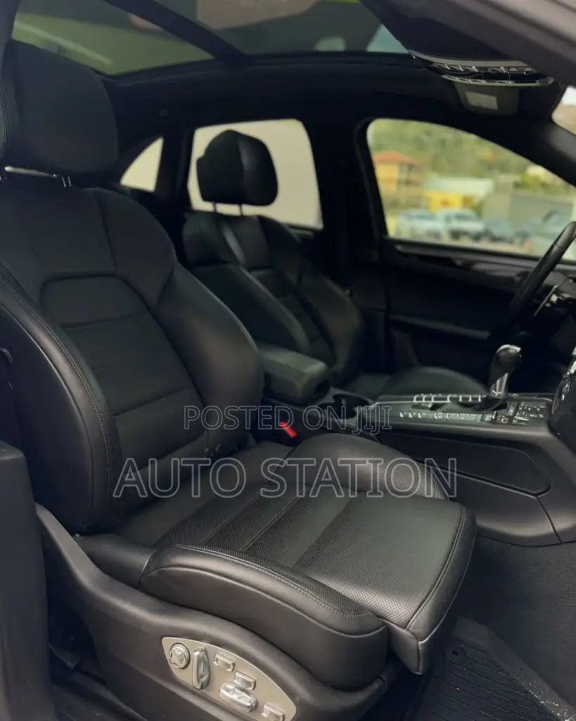 Porsche Macan S