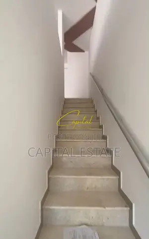 DYQAN DUBLEX ME QIRA 130 M2 21 DHJETORI 100.000 LEKE