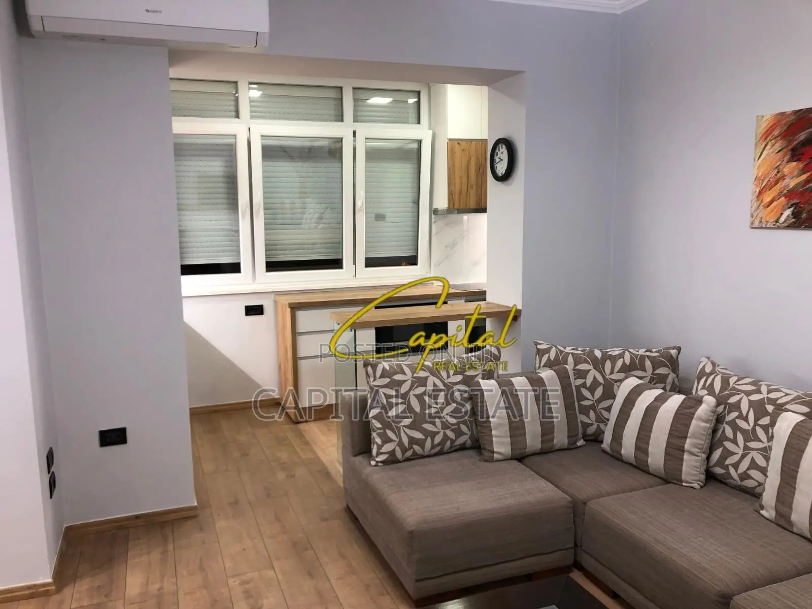 APARTAMENT ME QIRA 1+1 MYSLYM SHYRI 60.000 LEKE
