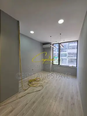 AMBIENT BIZNESI ME QIRA 31 M2 ZOGU I ZI 60.000 LEKE