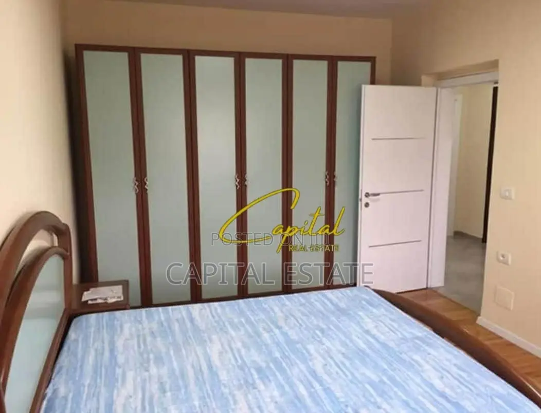 APARTAMENT ME QIRA 2+1 RRUGA FERIT XHAJKO 50.000 LEKE