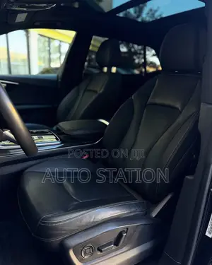Audi Q8 S Line