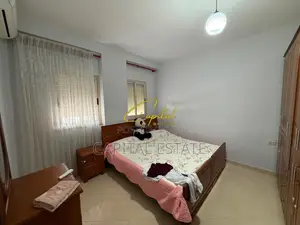 APARTAMENT ME QIRA 2+1 5 MAJI 50.000 LEKE