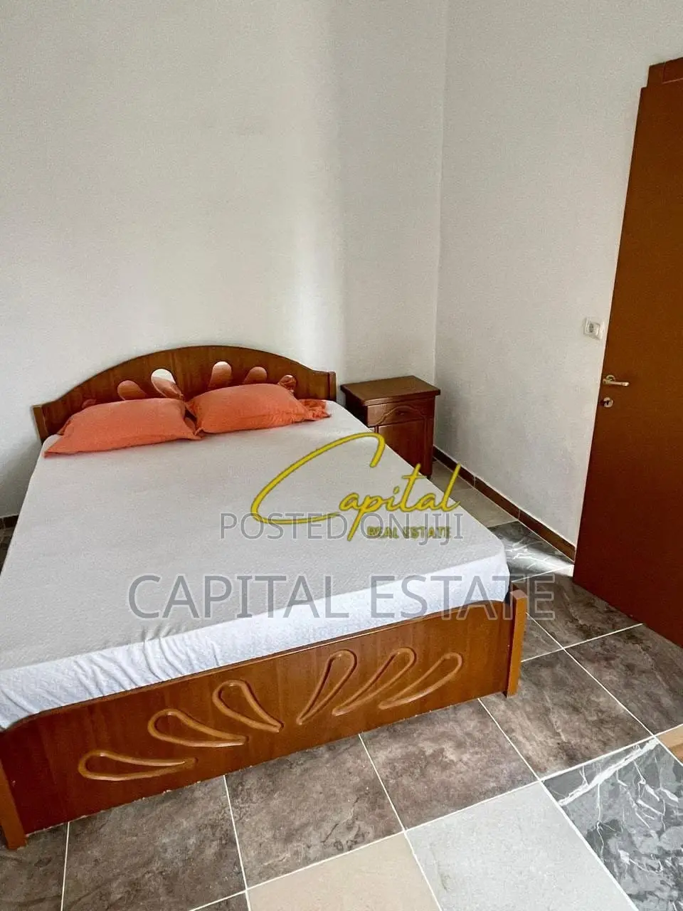 APARTAMENT ME QIRA 2+1 5 MAJI 40.000 LEKE
