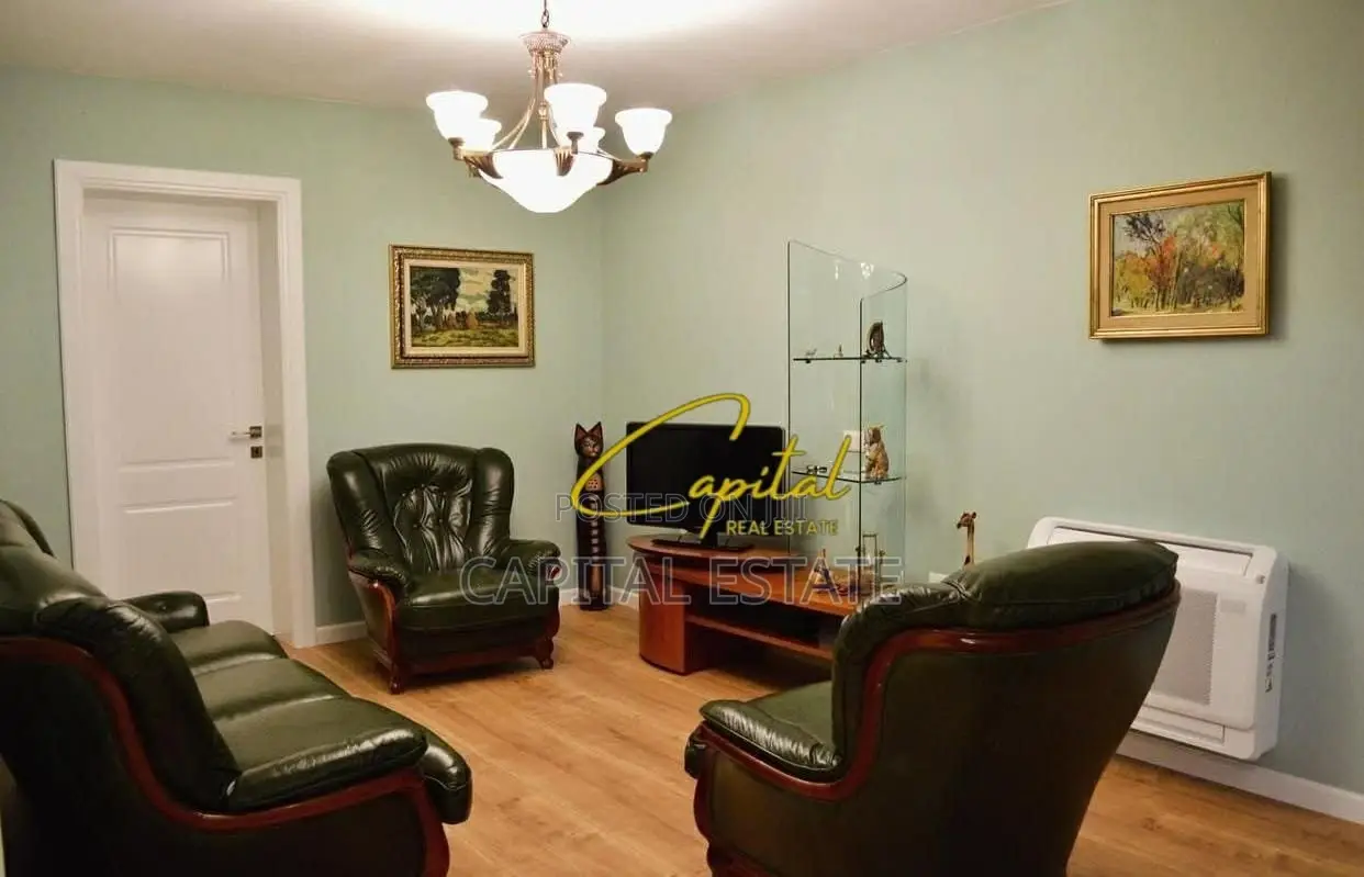 APARTAMENT ME QIRA 2+1 RRUGA E KAVAJES 800 EURO