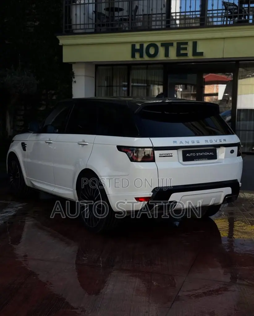 Range Rover Sport P525