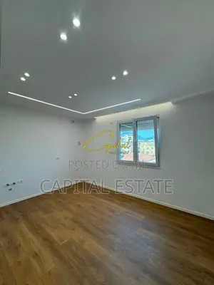 SHITET APARTAMENT 2+1 PAZARI I RI 168.000 EURO