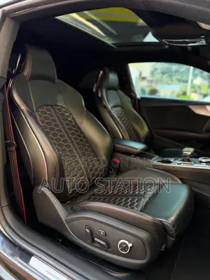 Audi RS5
