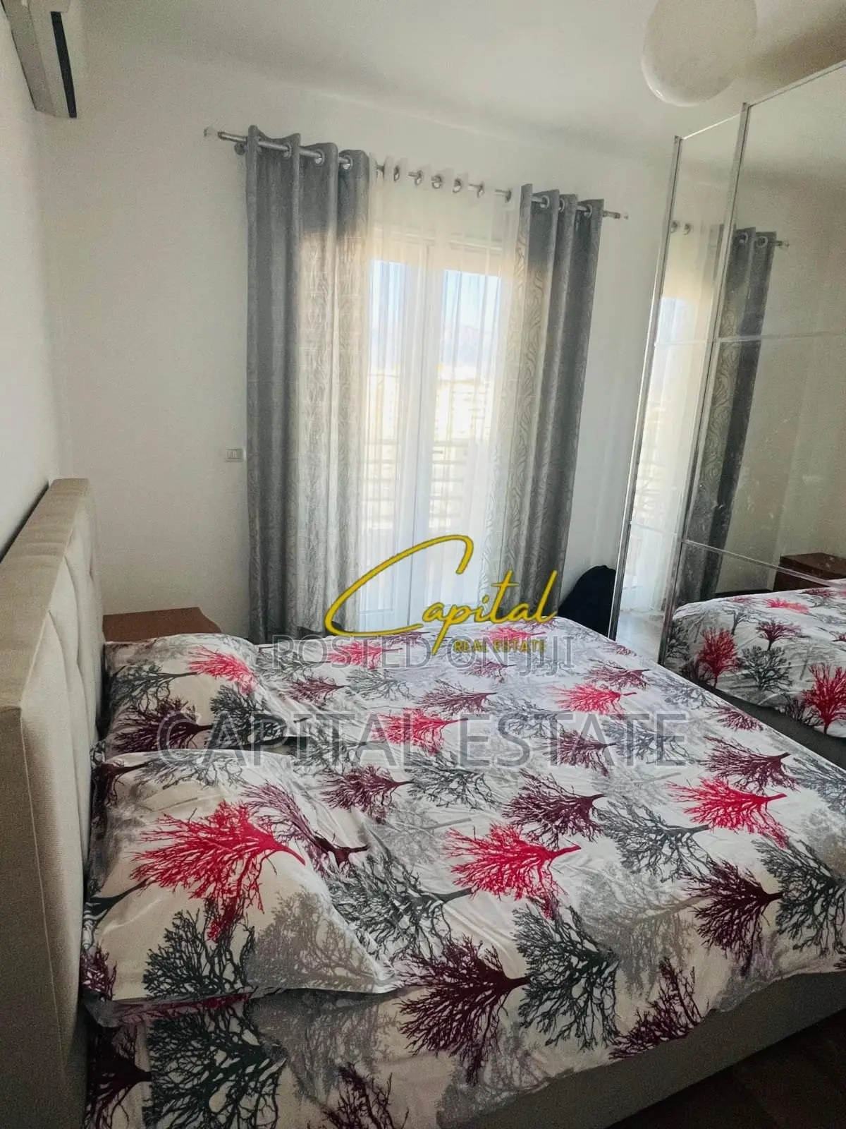 APARTAMENT ME QIRA 2+1 ISH STACIONI TRENIT 700 EURO