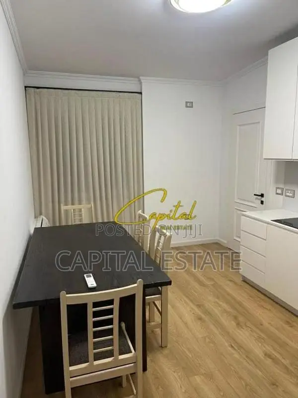 PENTHOUSE ME QIRA 100 M2 ISH BLLOKU 1.400 EURO