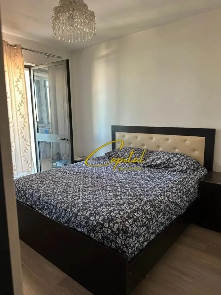 APARTAMENT ME QIRA 2+1 RRUGA FORTUZI 55.000 LEKE