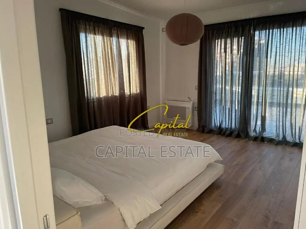 PENTHOUSE ME QIRA 100 M2 ISH BLLOKU 1.400 EURO