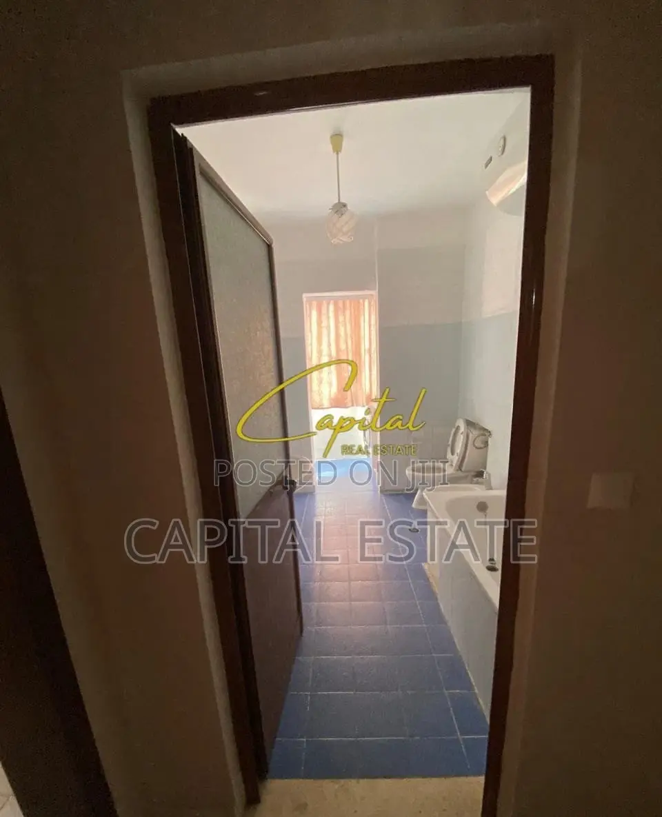 APARTAMENT ME QIRA 2+1 RRUGA ALI VISHA 68.000 LEKE