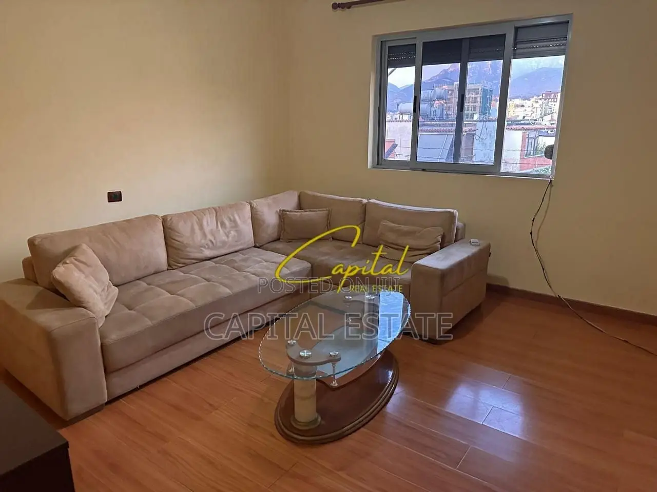 APARTAMENT ME QIRA 2+1 FAKULTETI I MJEKESISE 50.000 LEKE