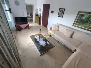 APARTAMENT ME QIRA 2+1 MINISTRIA E DREJTESISE 70.000 LEKE