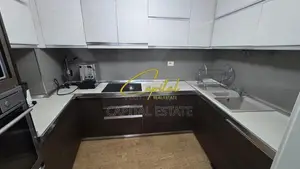 APARTAMENT ME QIRA 3+1+2 SHESHI SKENDBERBEJ 90.000 LEKE