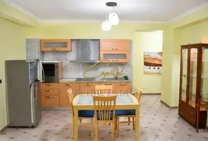 APARTAMENT ME QIRA 2+1 BLLOKU I AMBASADAVE 65.000 LEKE