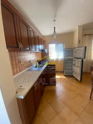 APARTAMENT ME QIRA 2+1+2 ISH PARKU 50.000 LEKE