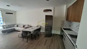 APARTAMENT ME QIRA 2+1 5 MAJI 55.000 LEKE