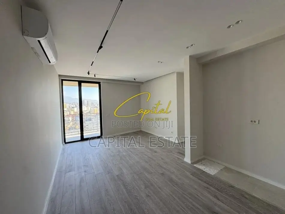 ZYRE ME QIRA 104 M2 GOLDEN TOWER RESIDENCE 1000 EURO