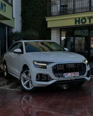 Audi Q8