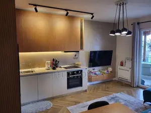 SHITET APARTAMENT 1+1 ISH TREGU ELEKTRIK 150.000 EURO