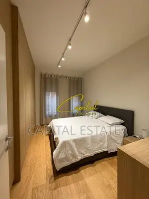 APARTAMENT ME QIRA 2+1 RRUGA E KOSOVAREVE 1.300 EURO